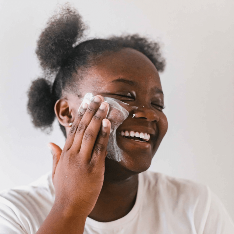 Our Favorite Basic Sustainable Skincare Routine For Oily Skin