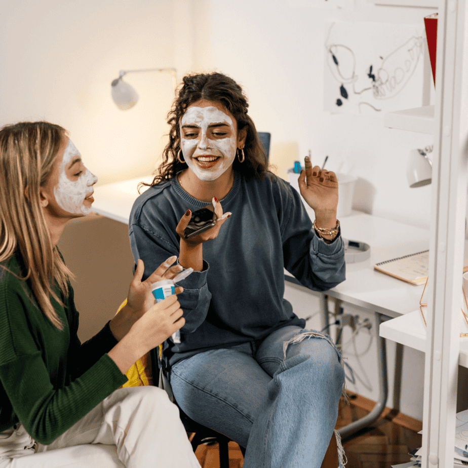 9 Minimalist Dorm Room Ideas For a Calming Space - Sustain Life Journal