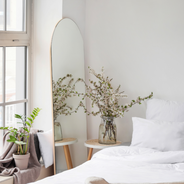 minimalist small bedroom